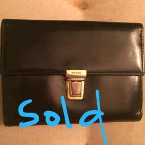 SOLD!!!🔥Authentic Prada Wallet🔥